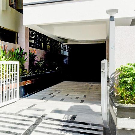 Townhouse Aarav Business Hotel Hyderabad Eksteriør bilde
