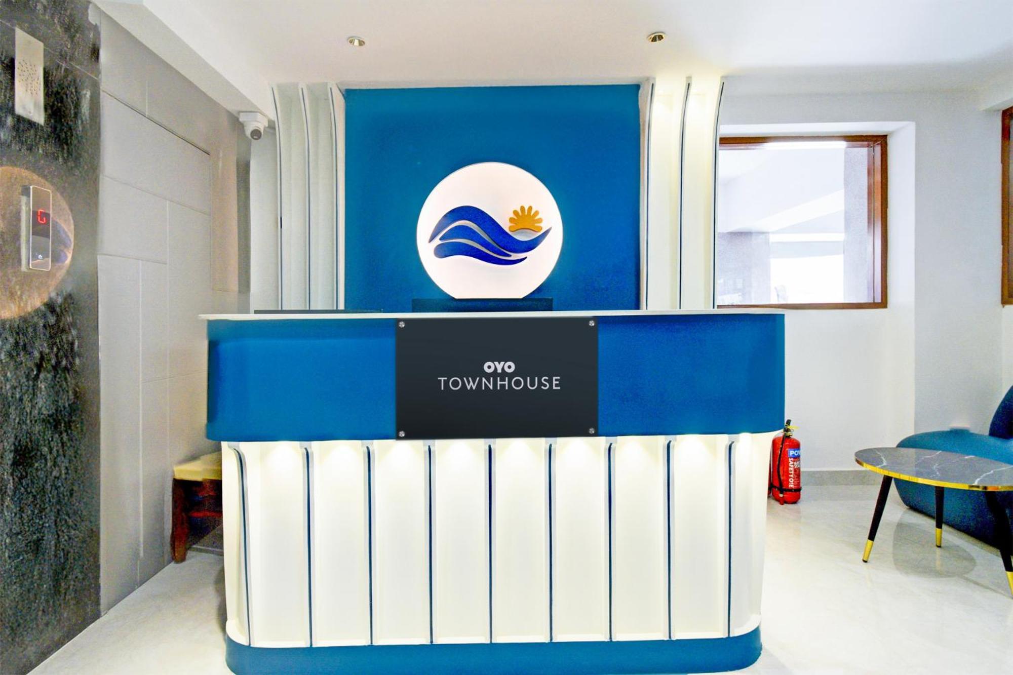 Townhouse Aarav Business Hotel Hyderabad Eksteriør bilde