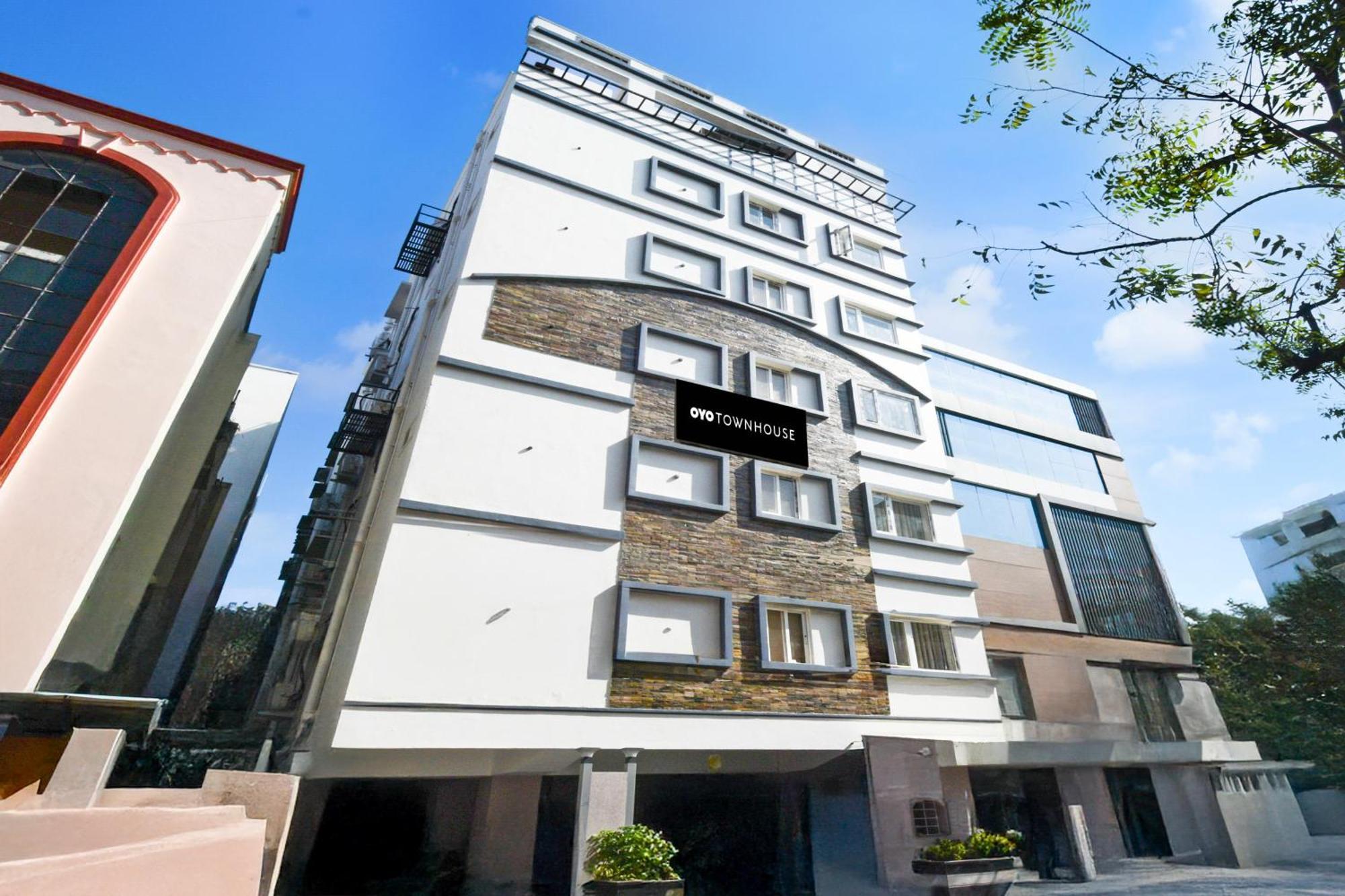 Townhouse Aarav Business Hotel Hyderabad Eksteriør bilde