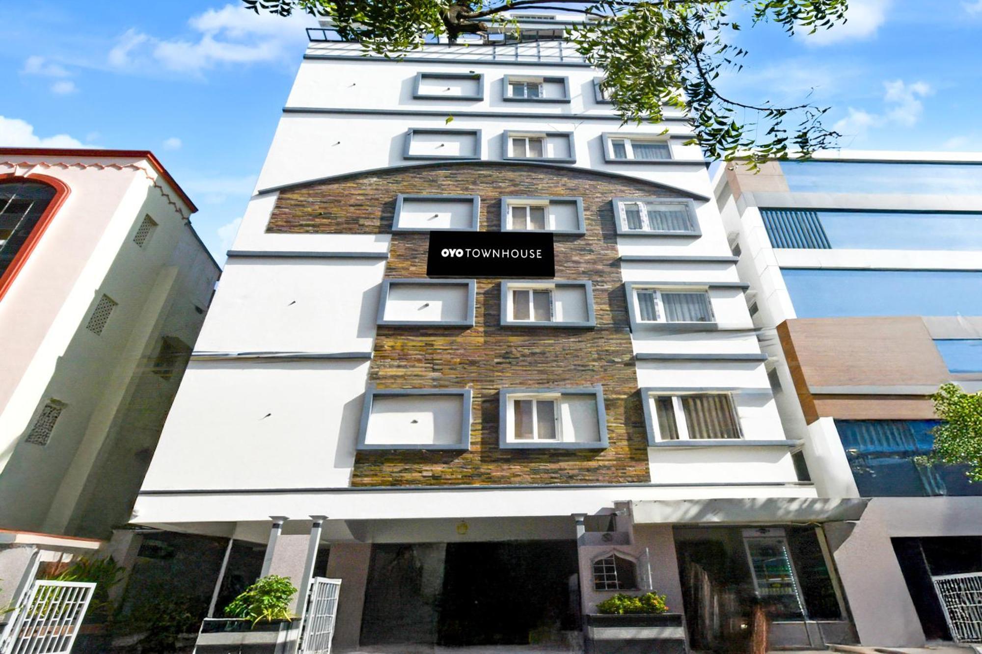 Townhouse Aarav Business Hotel Hyderabad Eksteriør bilde