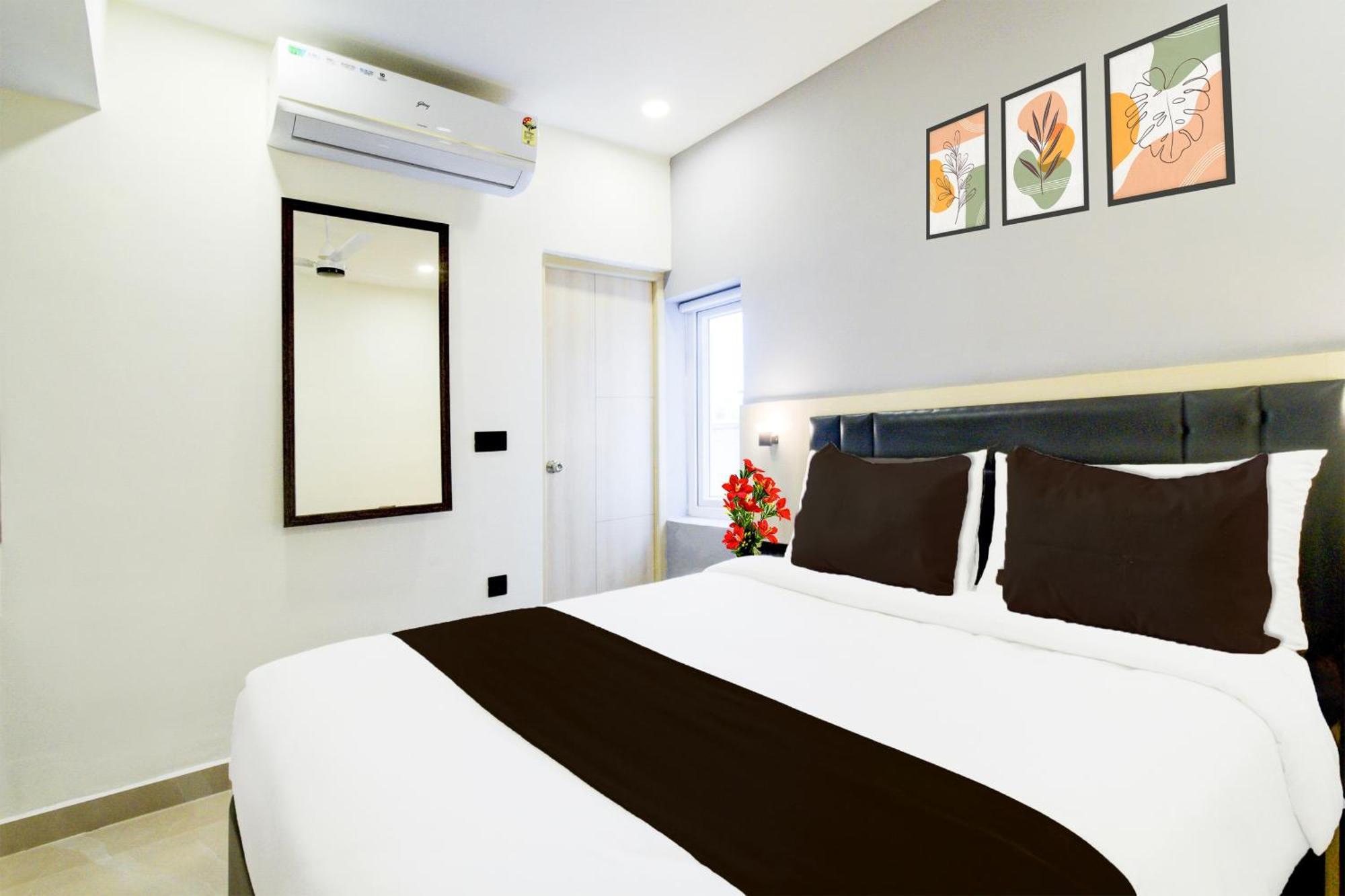 Townhouse Aarav Business Hotel Hyderabad Eksteriør bilde
